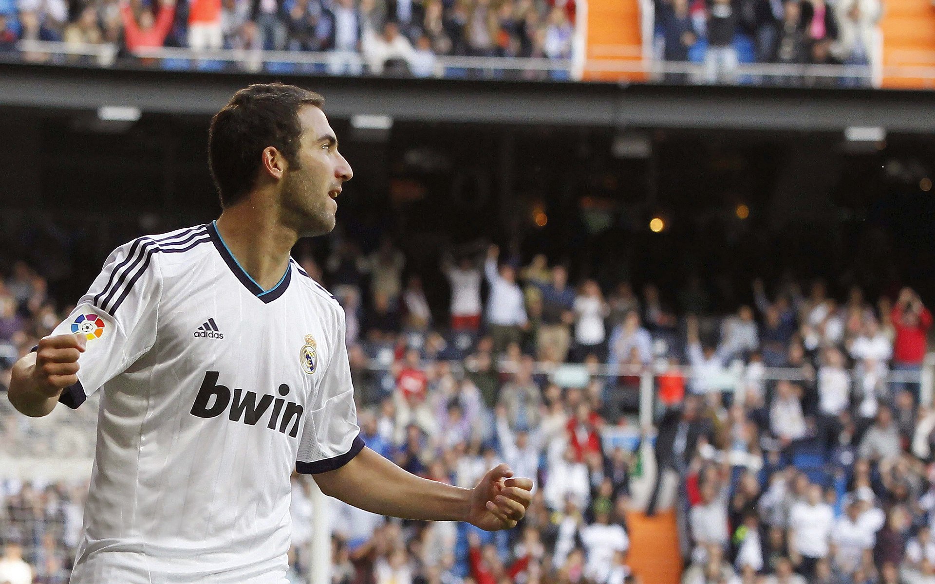 NCAA男篮“疯狂三月” 全国冠军赛 康涅狄格大学大胜对手夺冠